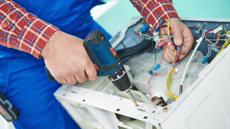Söğütlü Philips Philips çamaşır makinesi kart tamiri – Su almama arızası orijinal parça ile giderildi. - Teknik servis örneği